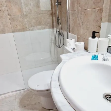 Ten Bel Primavera, Pool & Free Wifi Арона