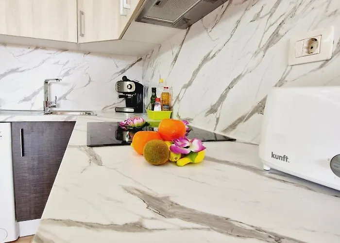 Ten Bel Primavera, Pool & Free Wifi * 阿罗纳