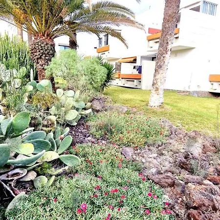 בית נופש Ten Bel Primavera, Pool & Free Wifi *