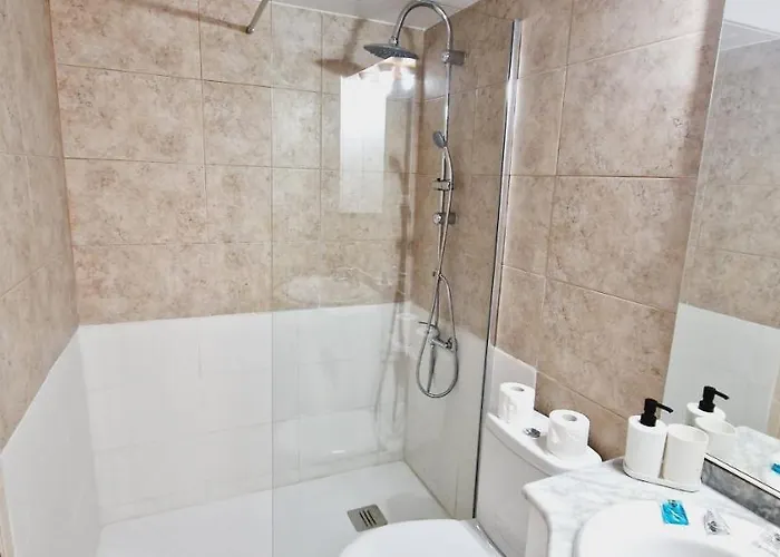 Ten Bel Primavera, Pool & Free Wifi